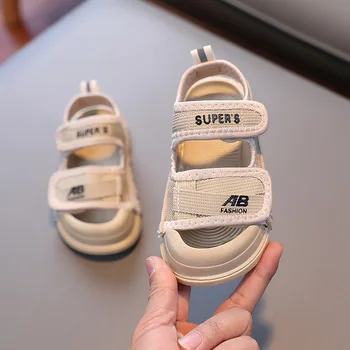 Boy Child Sandal 2023 Vasaros vaikų basomis basomis basutės Berniukų kūdikių batai Minkštas padas Paplūdimio batai Vaikiški sandalai Mergaitės