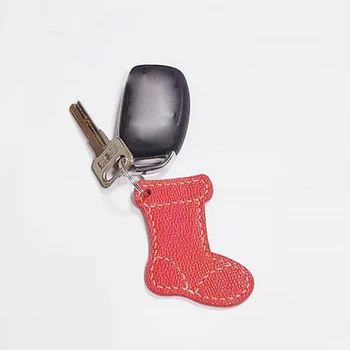 pasidaryk pats odinis amatų automobilio raktų pakabukas pakabinamas dekoravimas kalėdiniai batai dizainas metalinis tuščiaviduris perforatorius pjovimo peilio forma 7x5,8cm